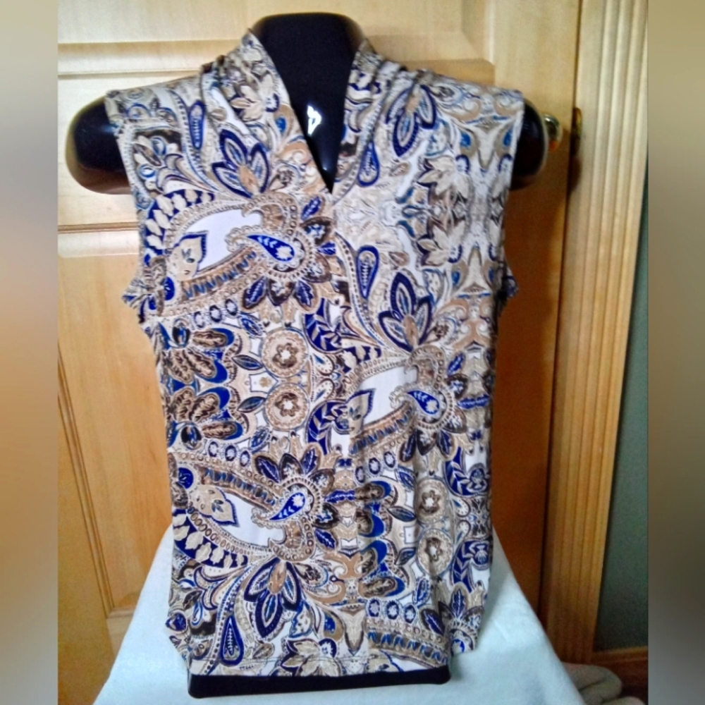 Women's sleeveless shell.